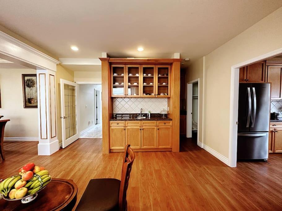 Super Cosy 8Bed & 6Bath In Vancouver Heart Near To Airport And Downtown Eksteriør bilde