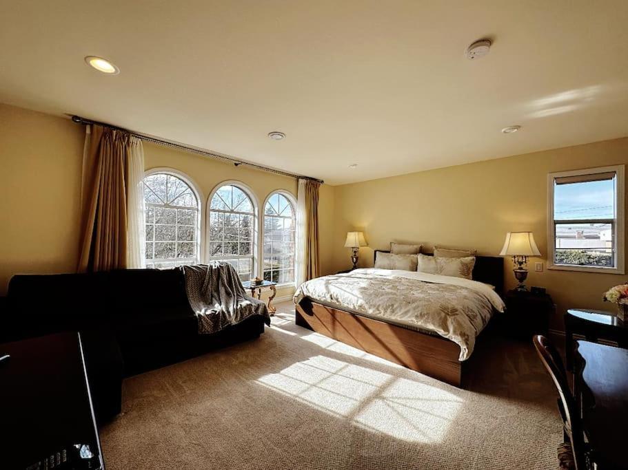 Super Cosy 8Bed & 6Bath In Vancouver Heart Near To Airport And Downtown Eksteriør bilde