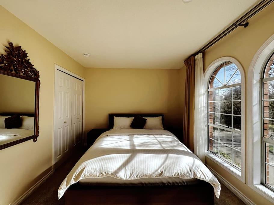 Super Cosy 8Bed & 6Bath In Vancouver Heart Near To Airport And Downtown Eksteriør bilde