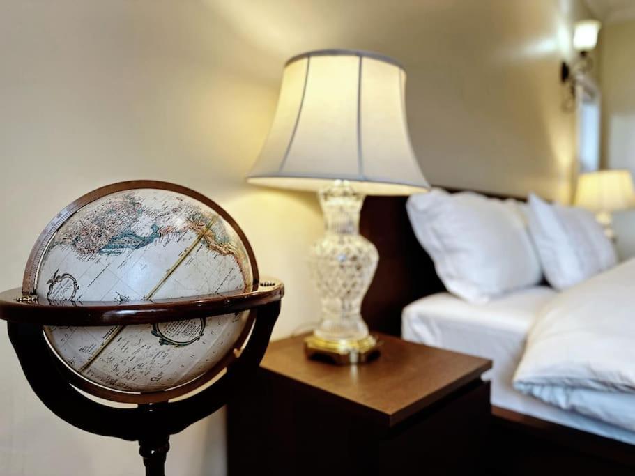 Super Cosy 8Bed & 6Bath In Vancouver Heart Near To Airport And Downtown Eksteriør bilde